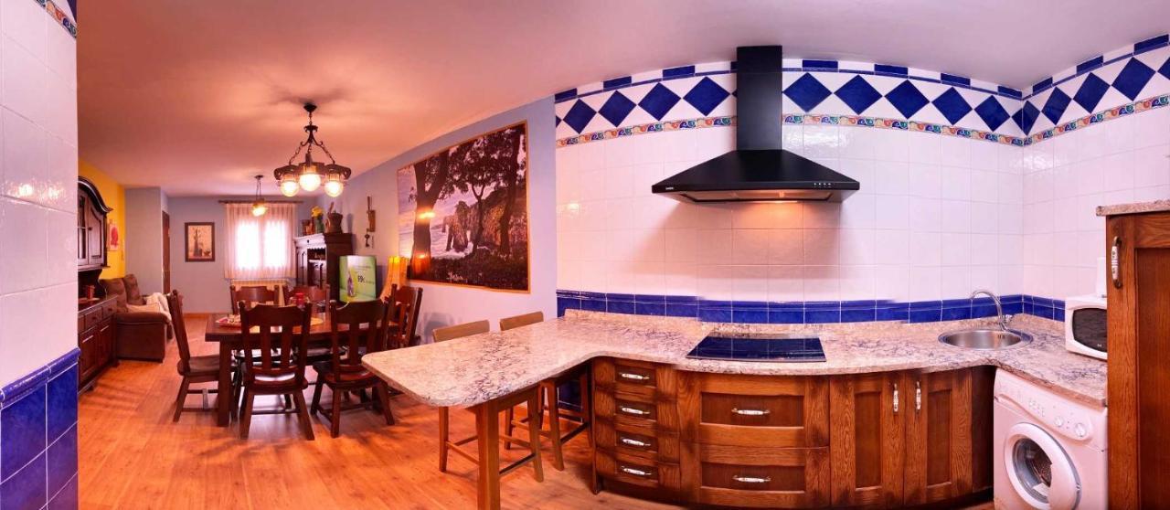 Casa Rural Del Valle Obeso Pimiango Eksteriør billede