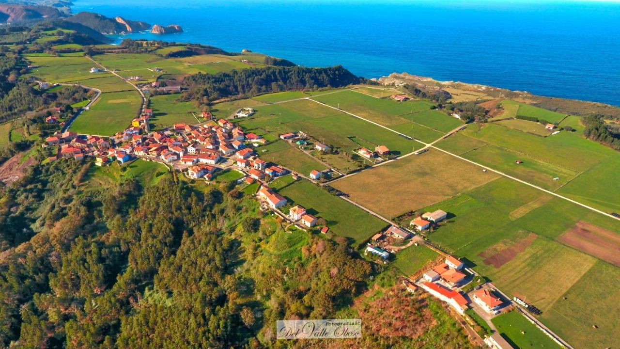 Casa Rural Del Valle Obeso Pimiango Eksteriør billede